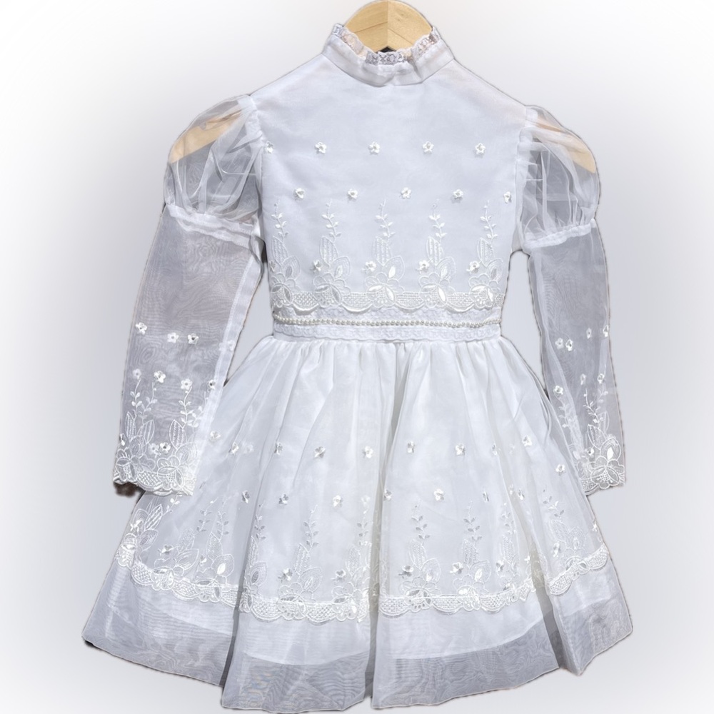 Girls Vintage Lace, Embroidered Flower Girl, Communion Dress, Size 6